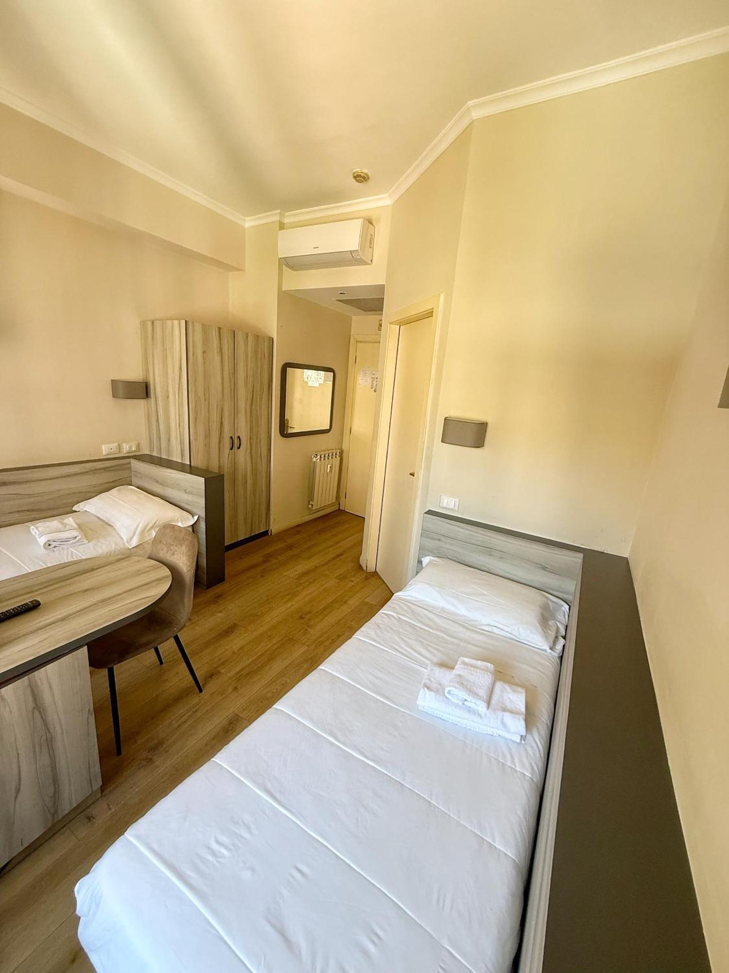Hotel Laura 3*